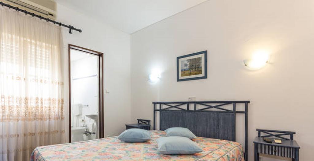 Maison d'hôtes Residencial Miramar Quarteira