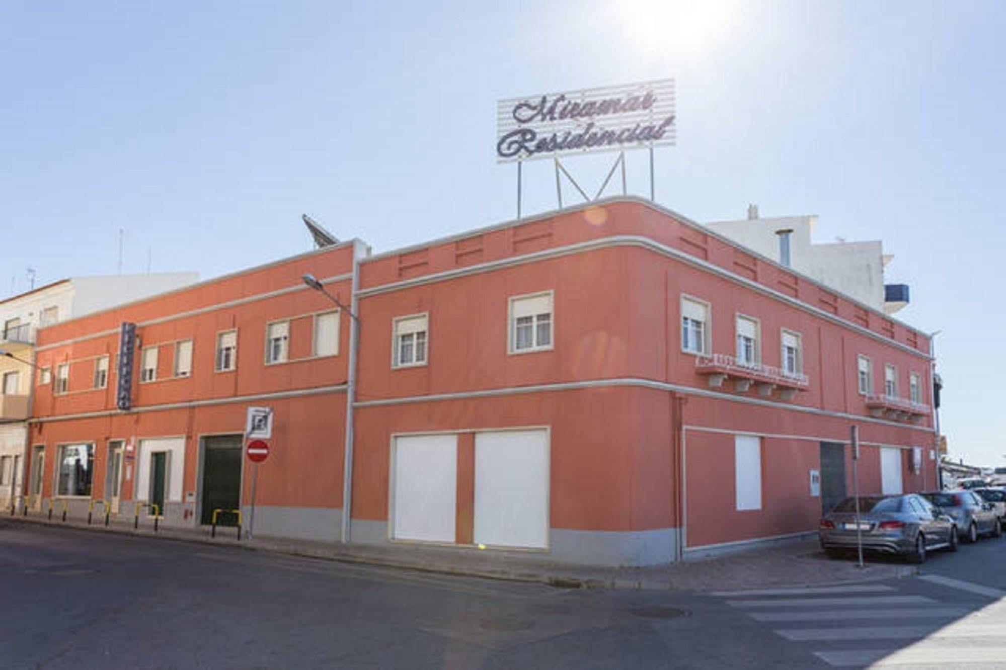 Residencial Miramar Maison d'hôtes Quarteira